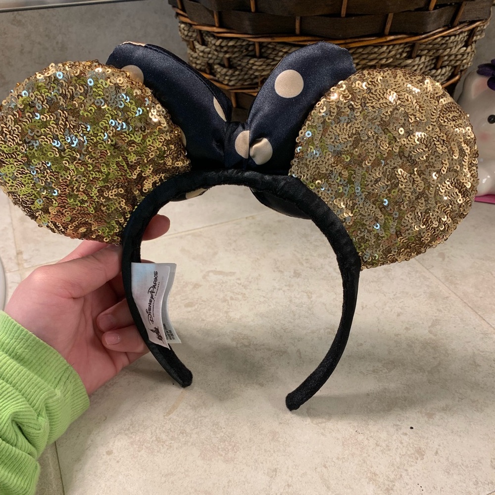 Minnie Mouse 🐭 ear headband
